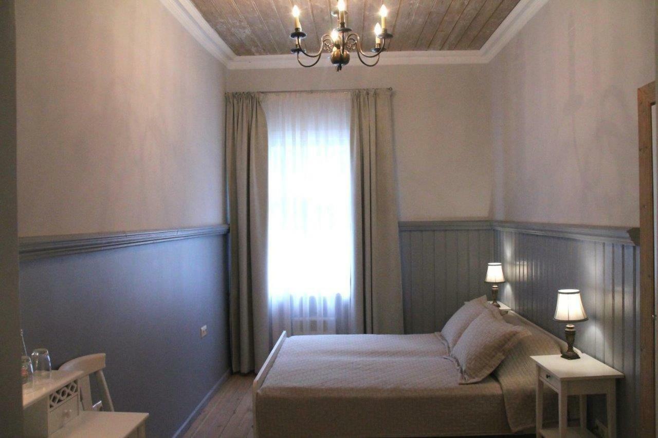 Meke Hotel Mustkalni ภายนอก รูปภาพ