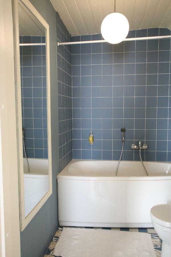 Meke Hotel Mustkalni ภายนอก รูปภาพ